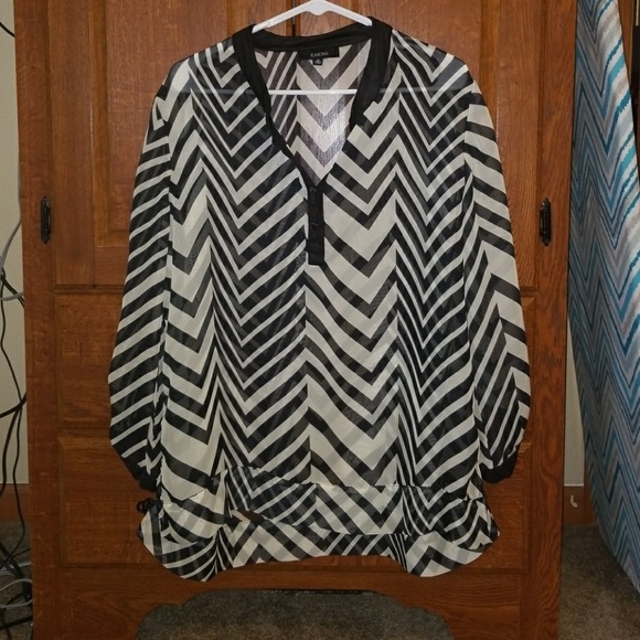 Womens top - Picture 1 of 1